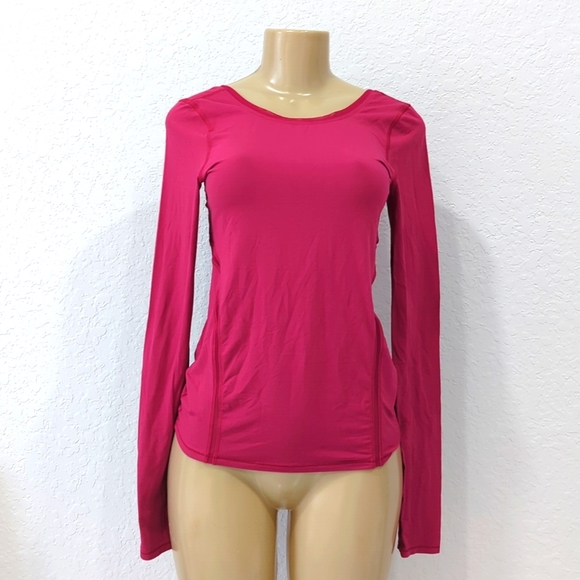 lululemon athletica Tops - Lululemon Low back Top size 6